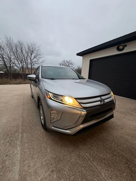 2018 Mitsubishi Eclipse Cross - Image 5 of 11