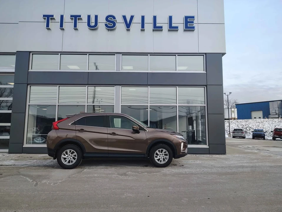 2018 Mitsubishi Eclipse Cross - Image 3 of 9