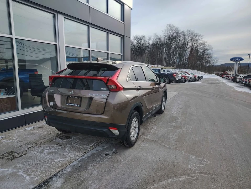 2018 Mitsubishi Eclipse Cross - Image 4 of 9