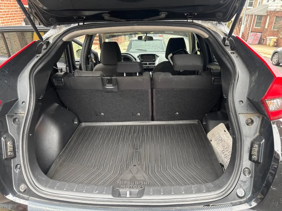 2018 Mitsubishi Eclipse Cross - Image 10 of 10