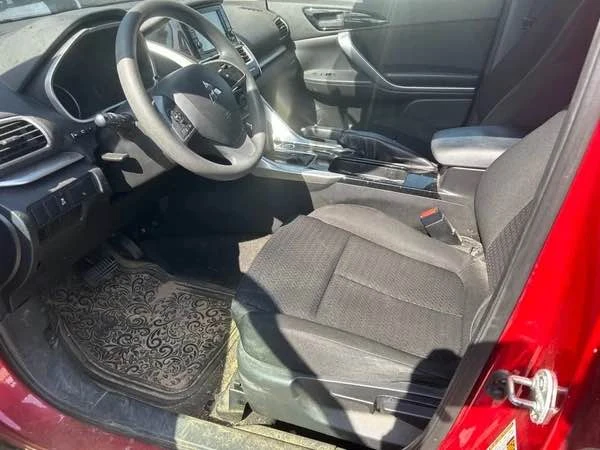 2018 Mitsubishi Eclipse Cross - Image 4 of 13