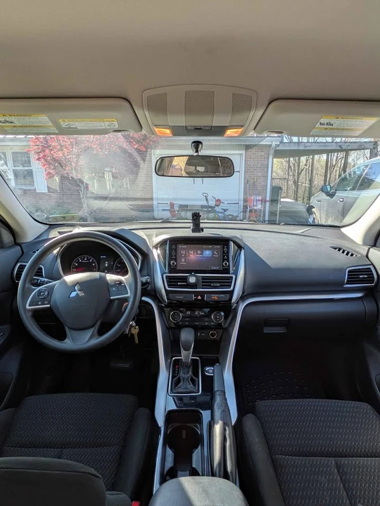 2018 Mitsubishi Eclipse Cross - Image 11 of 13