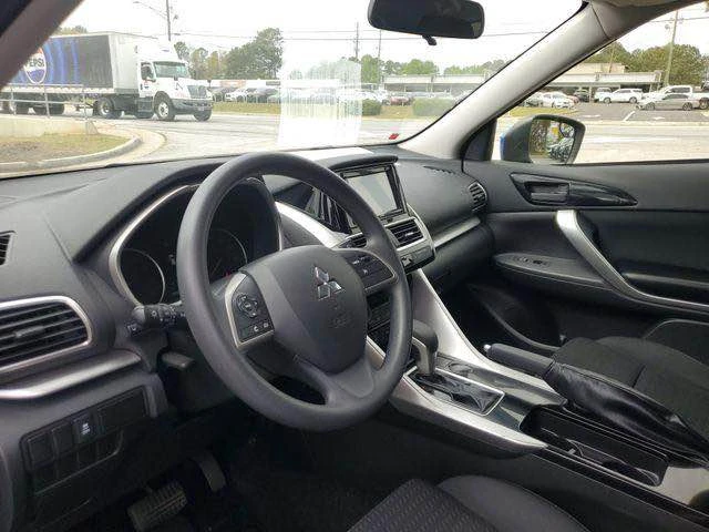 2018 Mitsubishi Eclipse Cross - Image 9 of 18