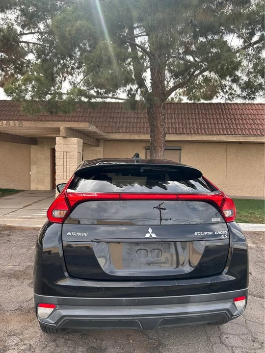 2018 Mitsubishi Eclipse Cross - Image 8 of 10