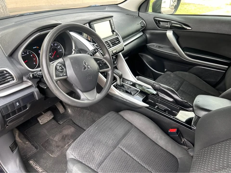 2018 Mitsubishi Eclipse Cross - Image 5 of 10