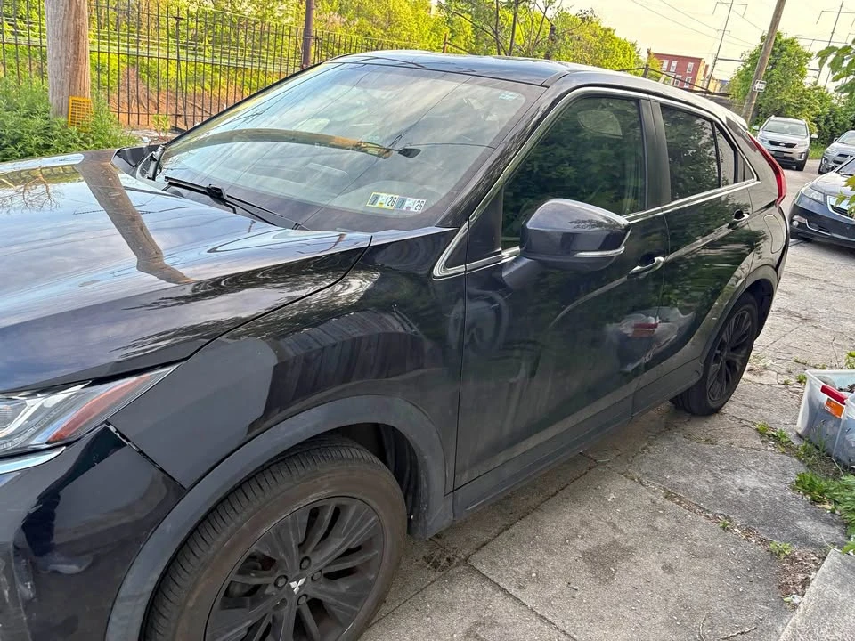 2018 Mitsubishi Eclipse Cross - Image 2 of 7