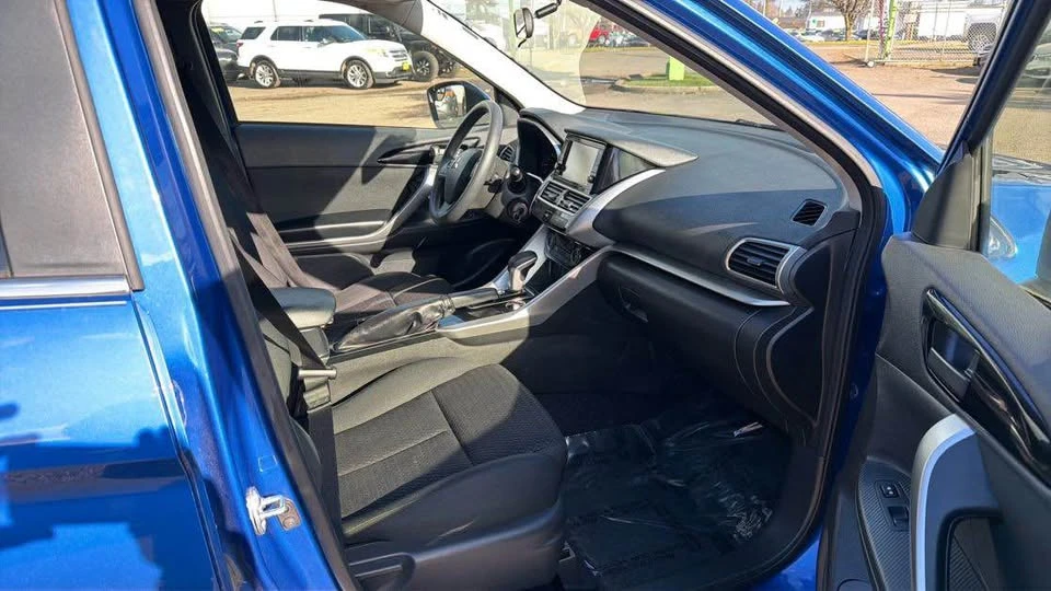 2018 Mitsubishi Eclipse Cross - Image 11 of 11