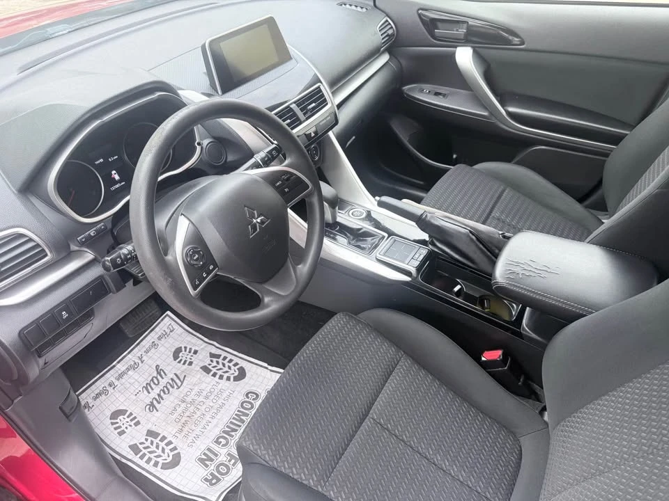 2018 Mitsubishi Eclipse Cross - Image 4 of 10