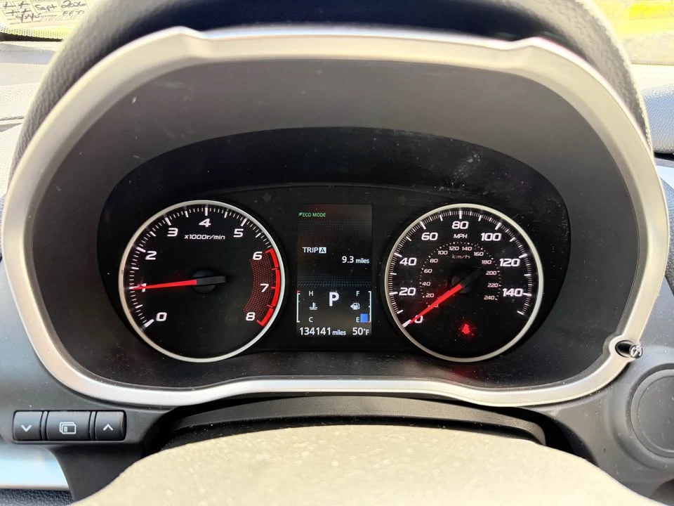 2018 Mitsubishi Eclipse Cross - Image 13 of 14