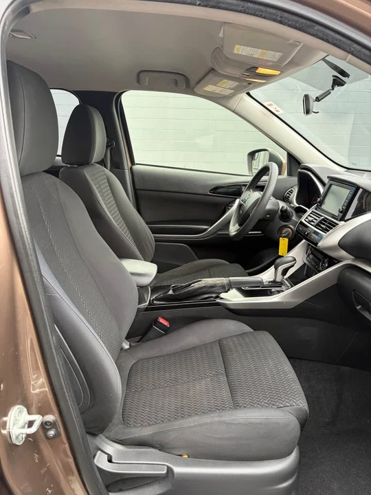 2018 Mitsubishi Eclipse Cross - Image 16 of 20