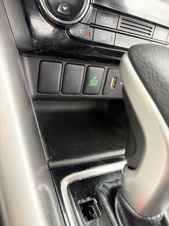 2018 Mitsubishi Eclipse Cross - Image 19 of 20
