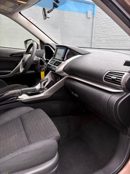 2018 Mitsubishi Eclipse Cross - Image 17 of 20