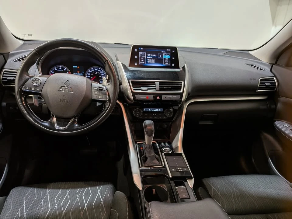 2018 Mitsubishi Eclipse Cross - Image 15 of 20