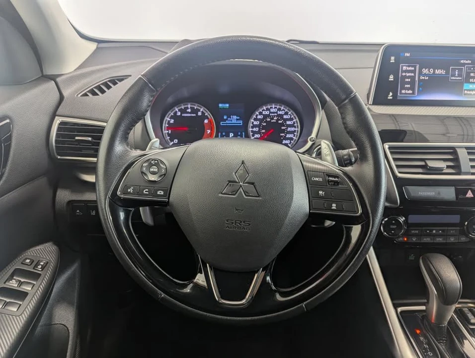 2018 Mitsubishi Eclipse Cross - Image 15 of 15