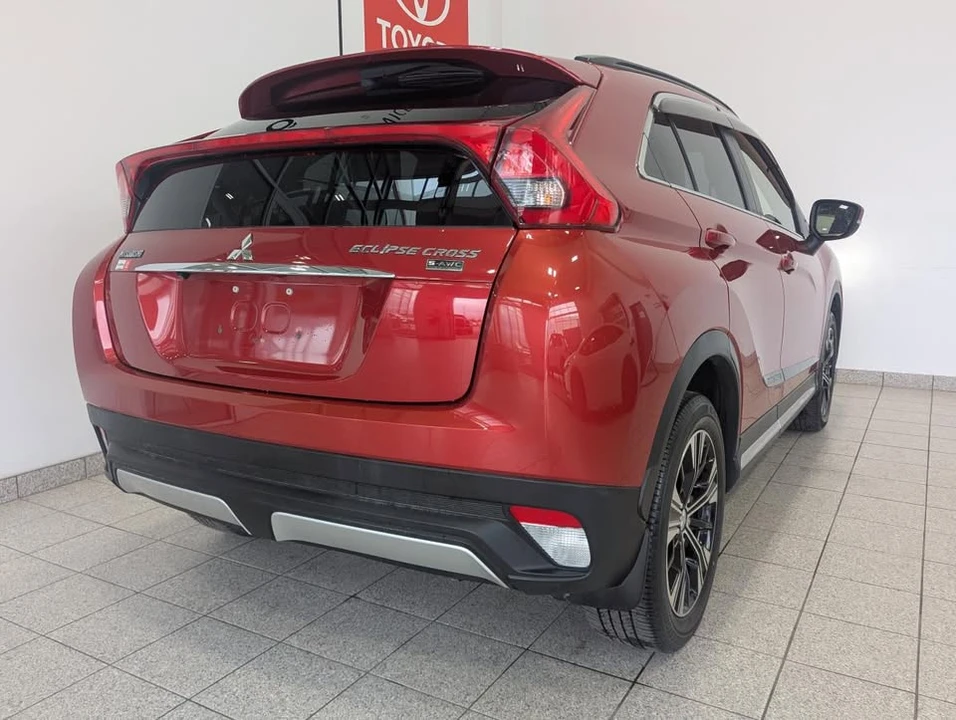 2018 Mitsubishi Eclipse Cross - Image 4 of 15