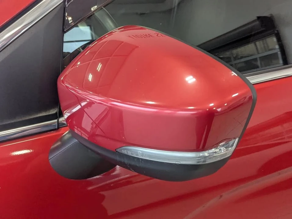 2018 Mitsubishi Eclipse Cross - Image 9 of 15