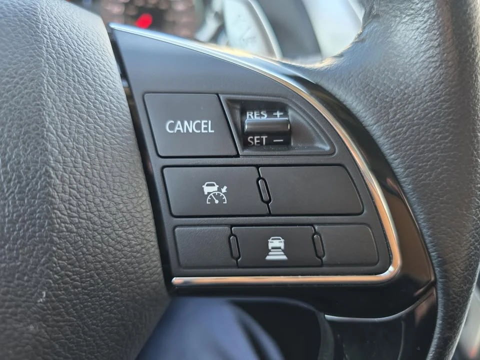 2018 Mitsubishi Eclipse Cross - Image 18 of 20