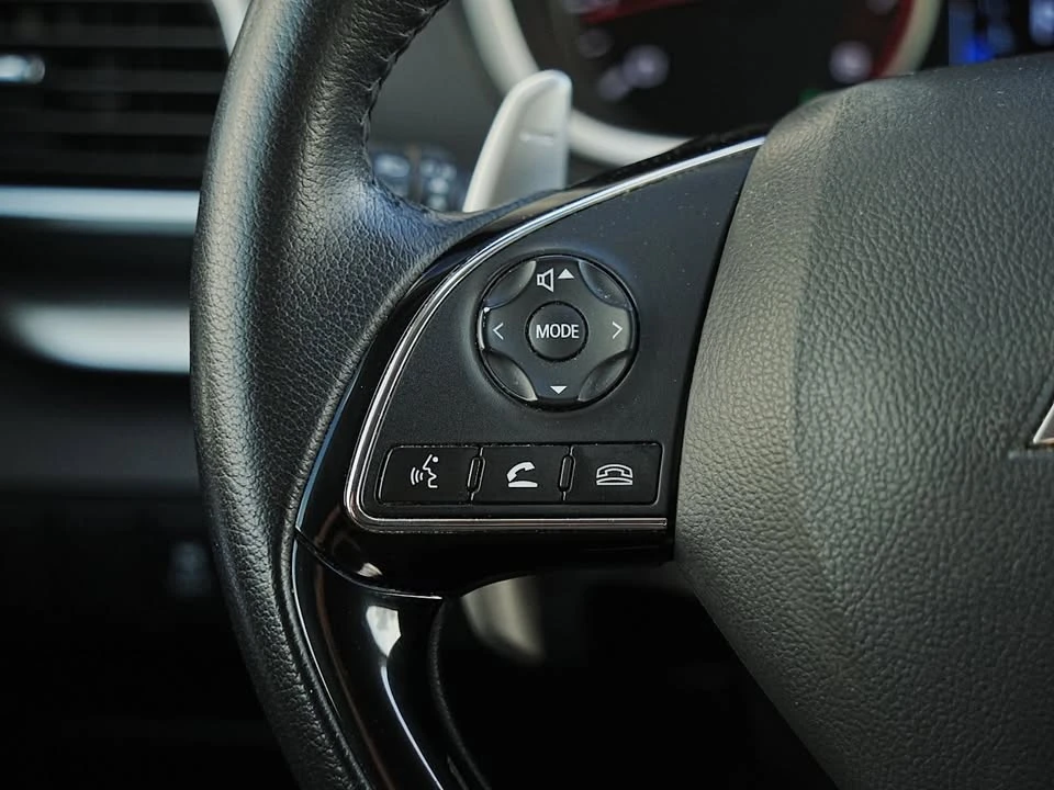 2018 Mitsubishi Eclipse Cross - Image 19 of 19