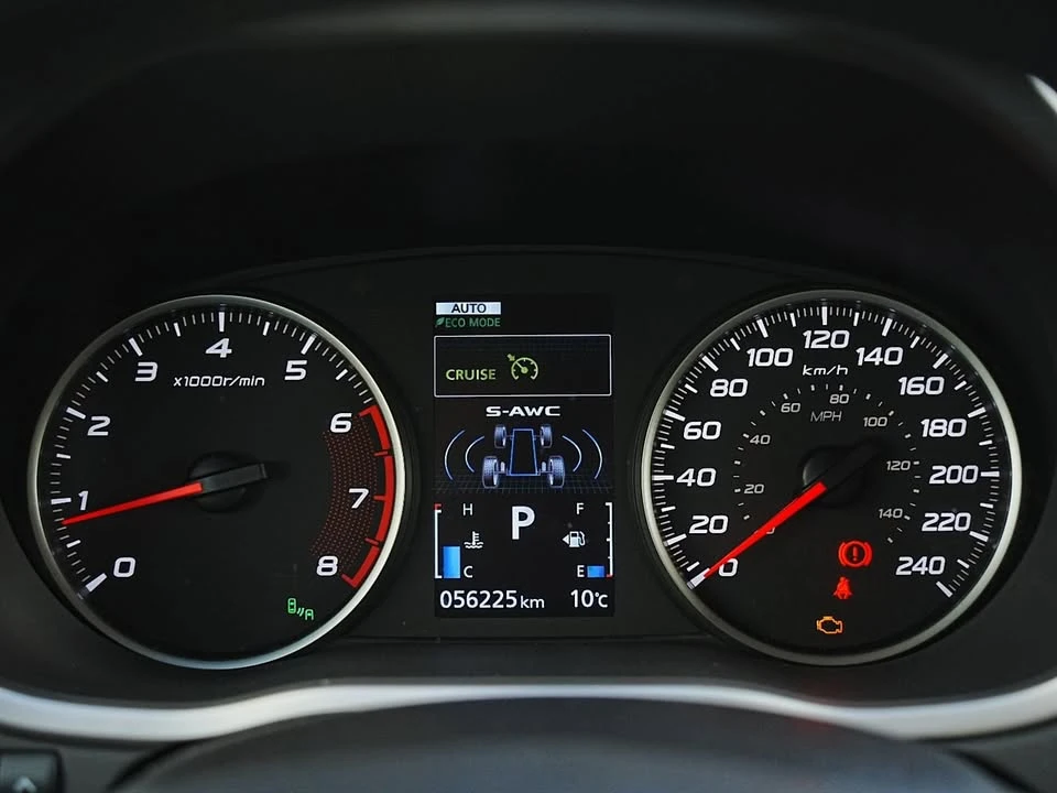 2018 Mitsubishi Eclipse Cross - Image 18 of 19
