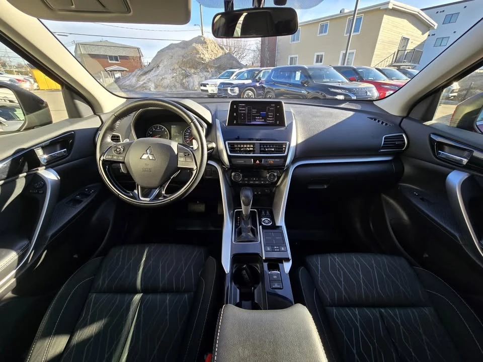 2018 Mitsubishi Eclipse Cross - Image 9 of 20