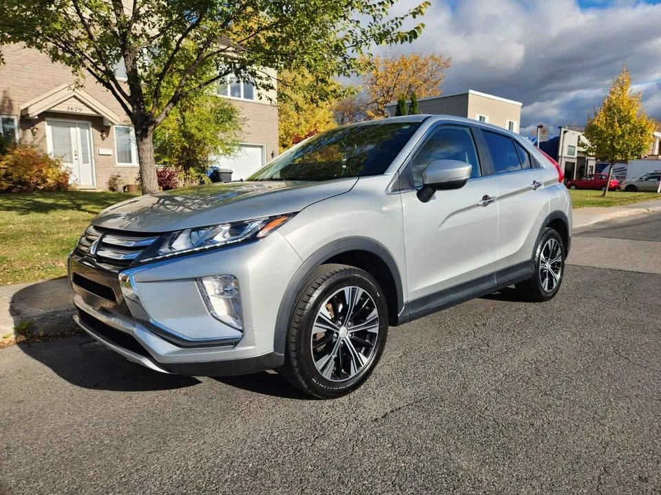 2018 Mitsubishi Eclipse Cross - Image 2 of 18