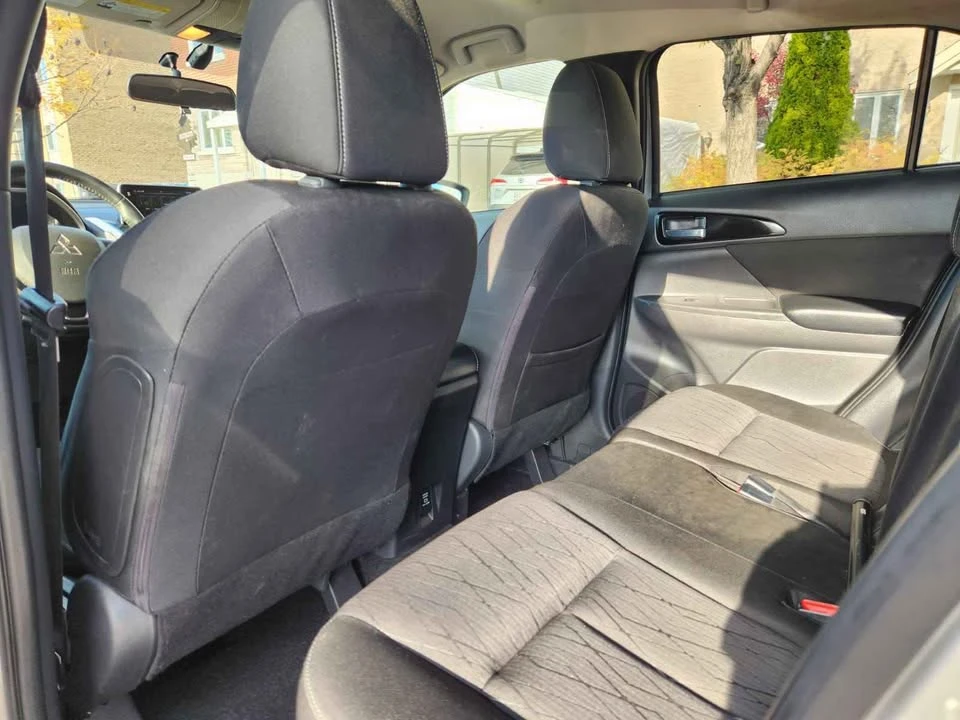 2018 Mitsubishi Eclipse Cross - Image 18 of 19