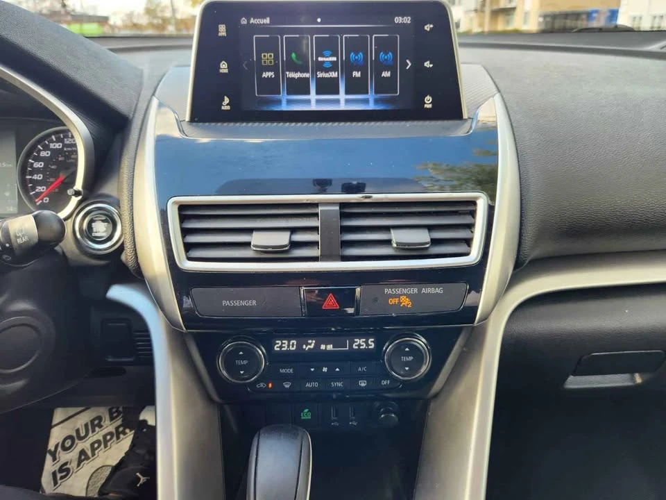 2018 Mitsubishi Eclipse Cross - Image 11 of 19