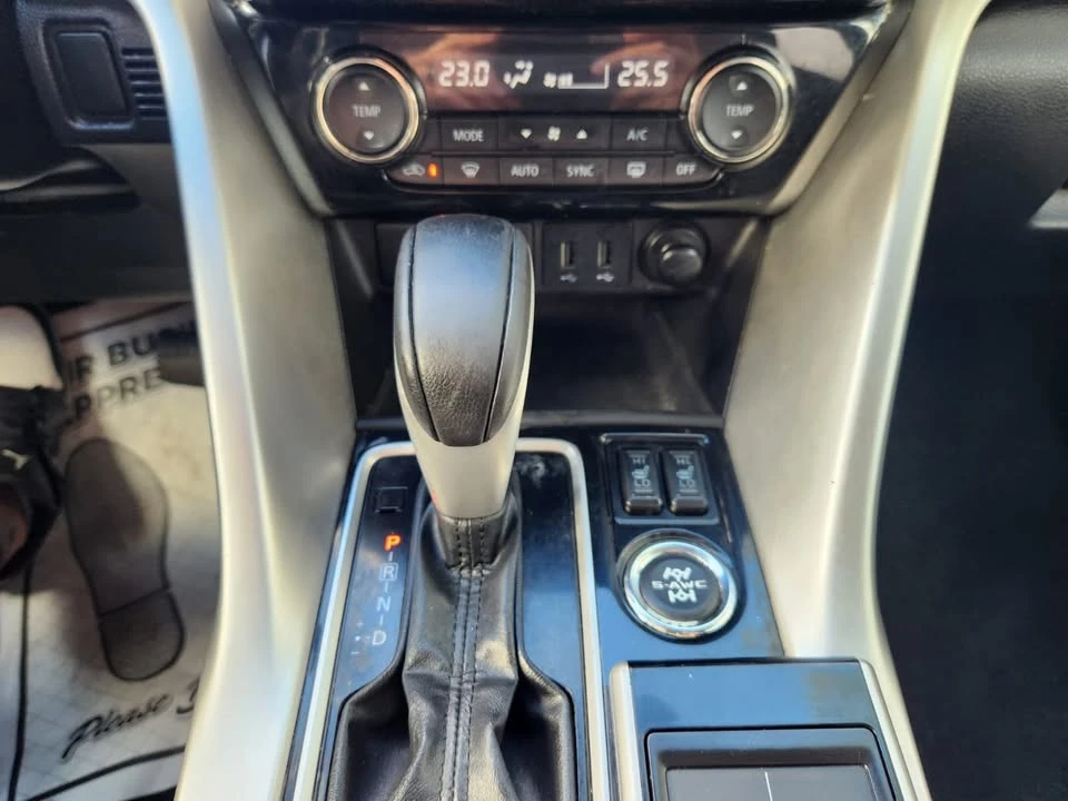 2018 Mitsubishi Eclipse Cross - Image 14 of 19