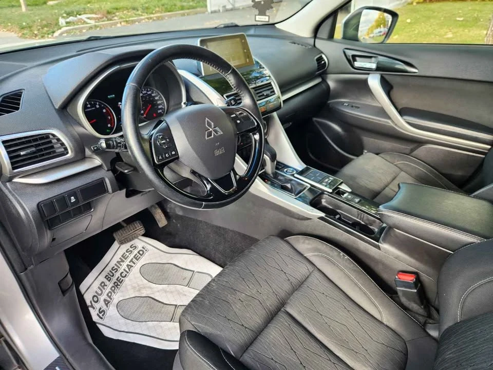 2018 Mitsubishi Eclipse Cross - Image 7 of 18