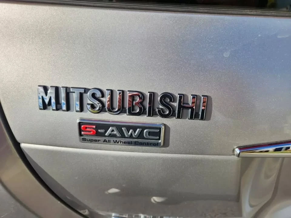 2018 Mitsubishi Eclipse Cross - Image 15 of 16