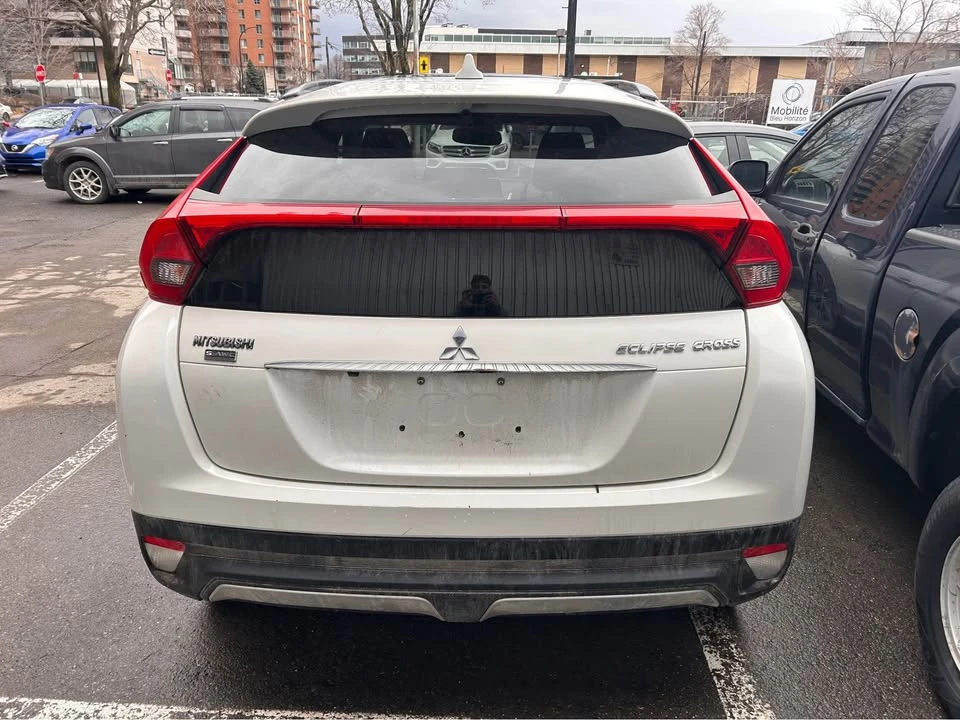 2018 Mitsubishi Eclipse Cross - Image 3 of 3