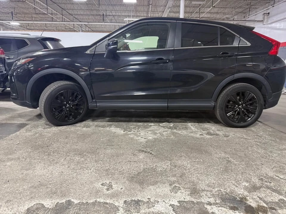 2018 Mitsubishi Eclipse Cross - Image 4 of 9