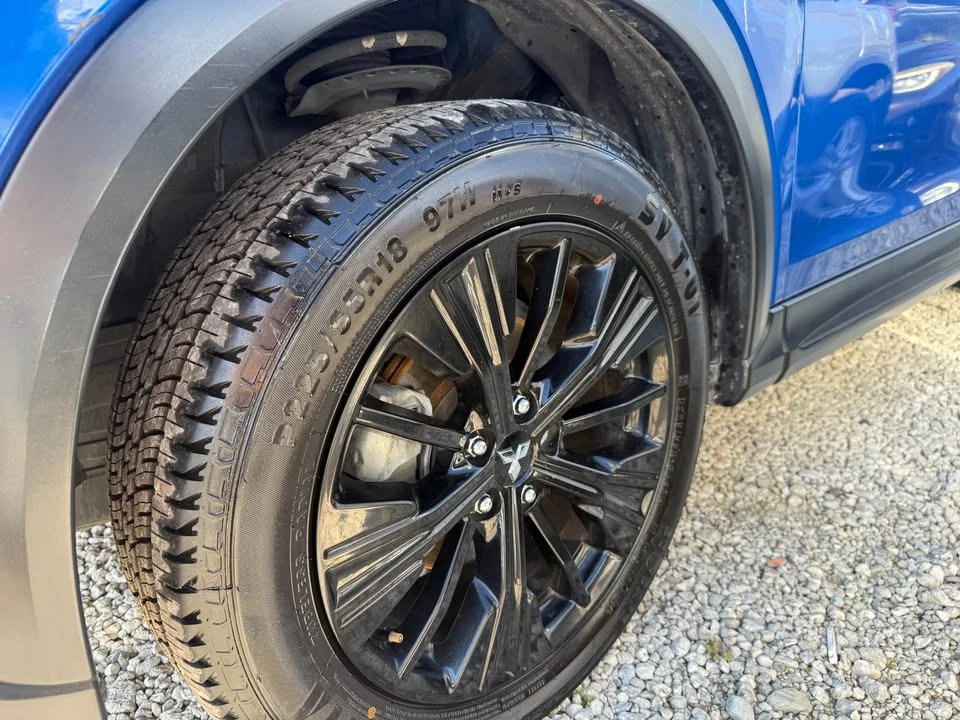 2018 Mitsubishi Eclipse Cross - Image 2 of 6