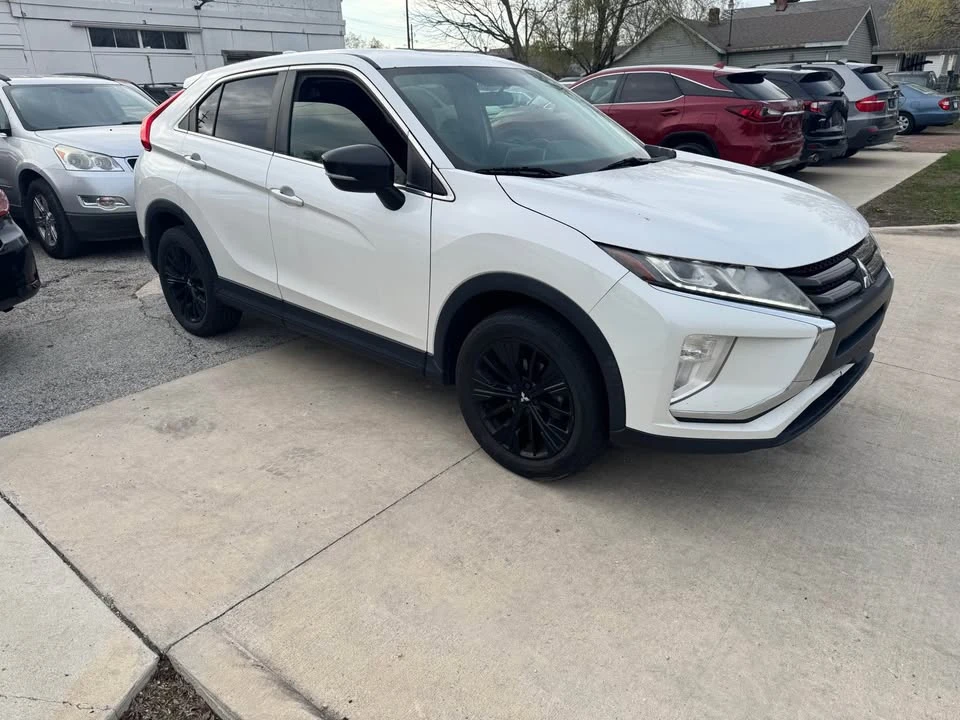 2018 Mitsubishi Eclipse Cross - Image 8 of 20