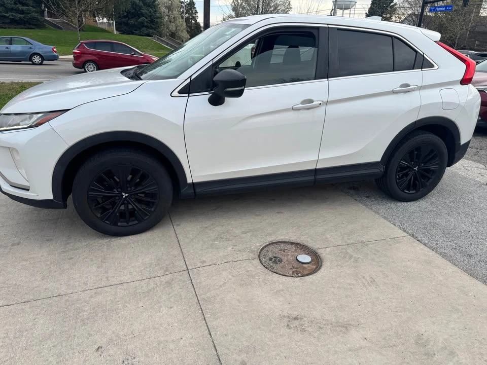 2018 Mitsubishi Eclipse Cross - Image 5 of 20