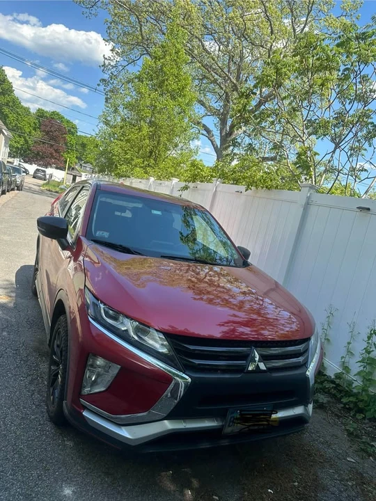 2018 Mitsubishi Eclipse Cross - Image 2 of 6