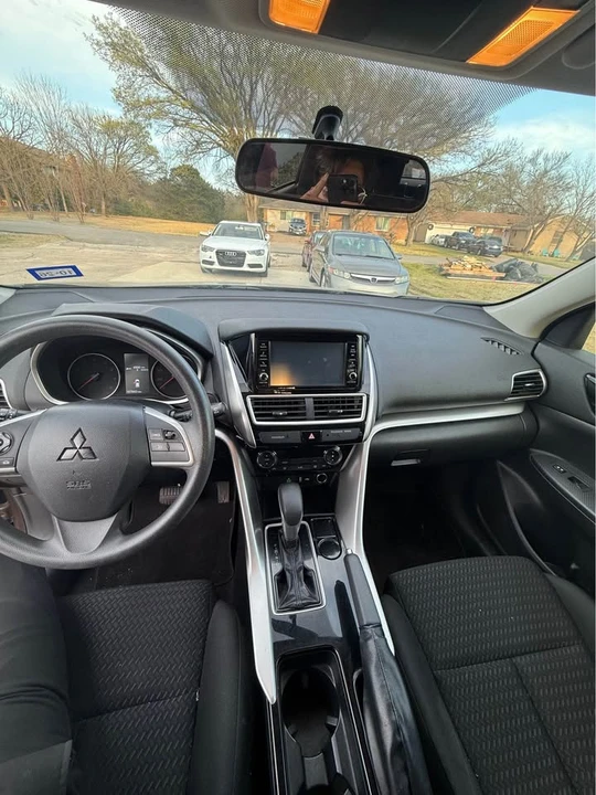 2018 Mitsubishi Eclipse Cross - Image 7 of 9
