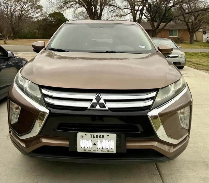 2018 Mitsubishi Eclipse Cross - Image 3 of 9