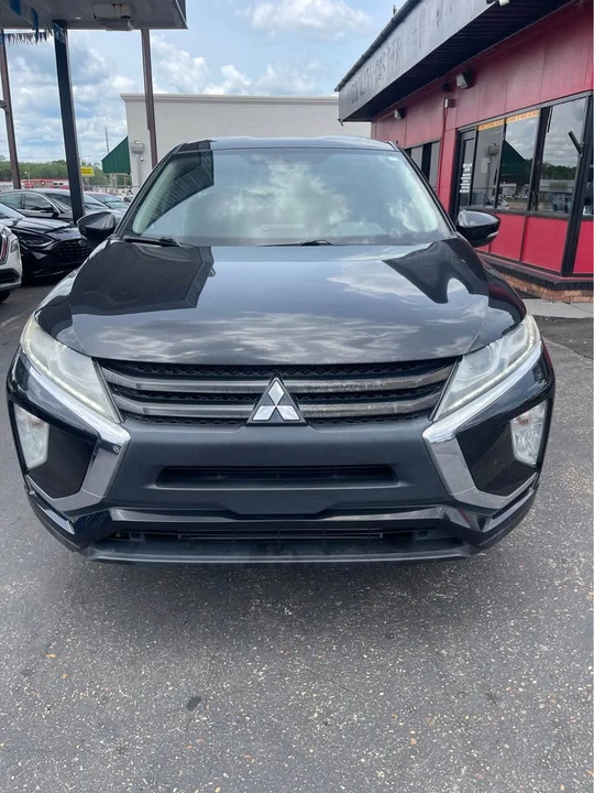 2018 Mitsubishi Eclipse Cross - Image 2 of 14