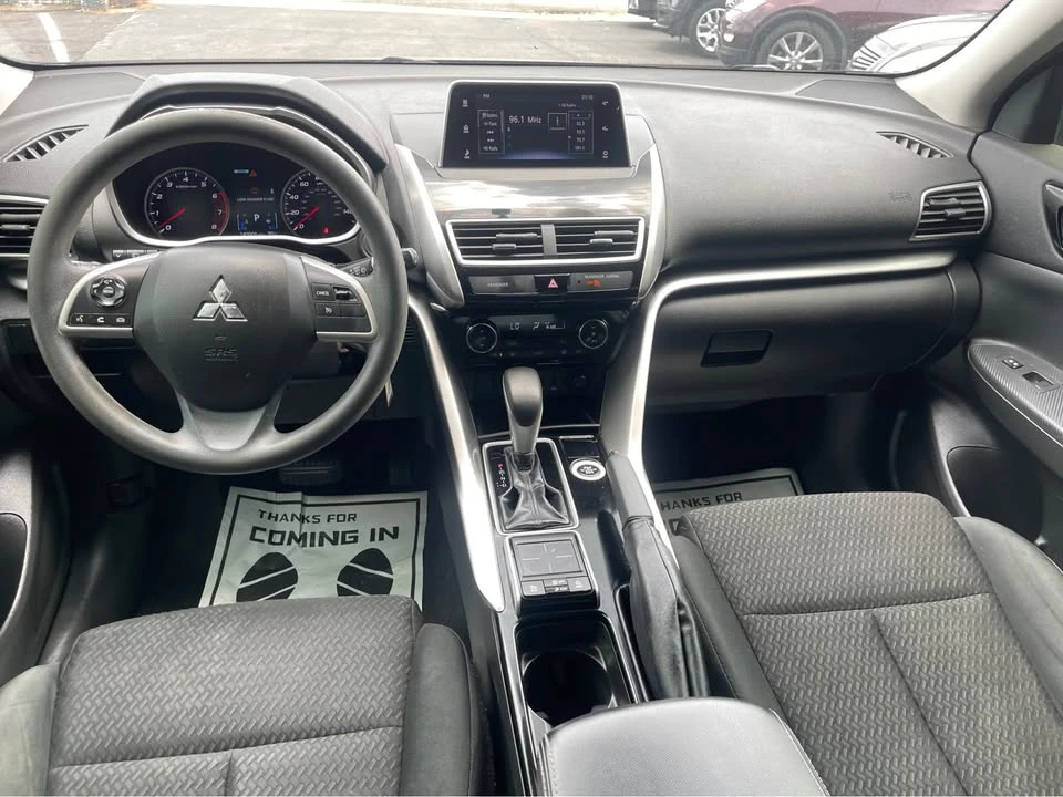 2018 Mitsubishi Eclipse Cross - Image 8 of 14