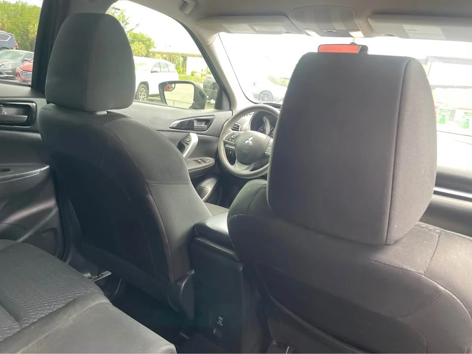 2018 Mitsubishi Eclipse Cross - Image 13 of 14