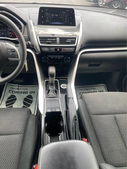 2018 Mitsubishi Eclipse Cross - Image 9 of 14