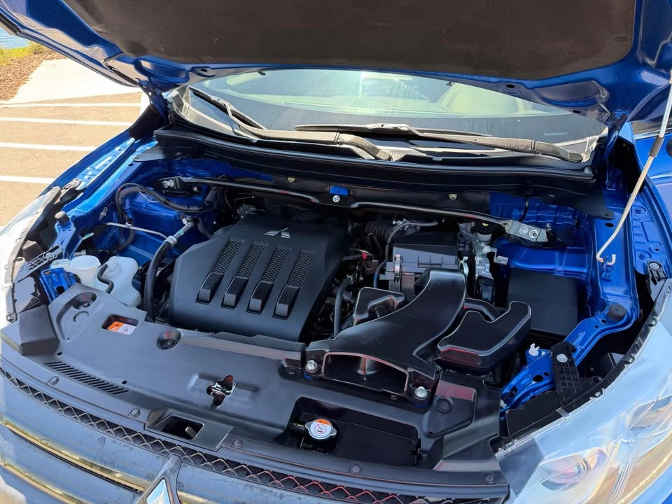 2018 Mitsubishi Eclipse Cross - Image 16 of 20