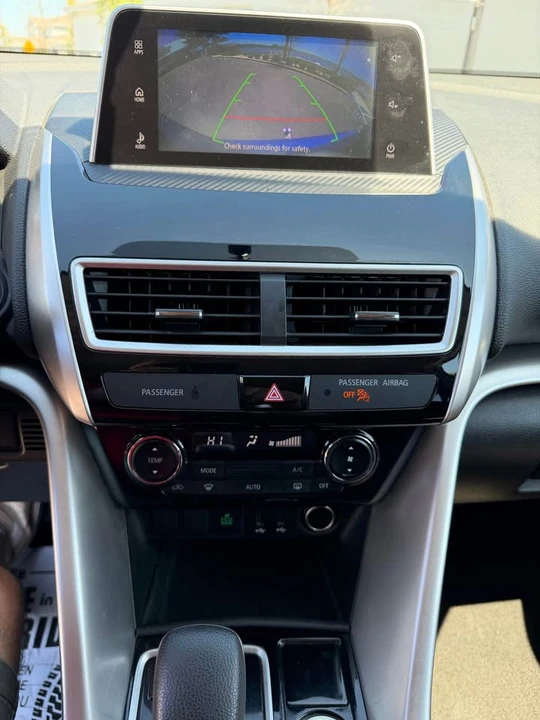2018 Mitsubishi Eclipse Cross - Image 14 of 20