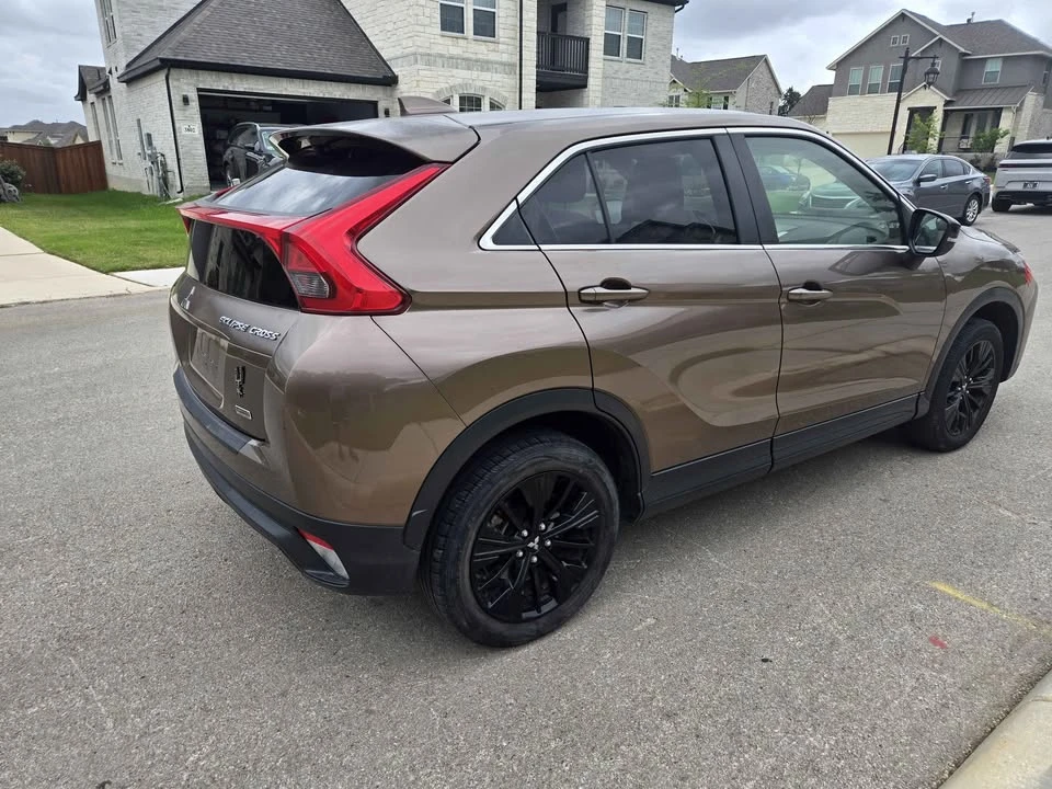 2018 Mitsubishi Eclipse Cross - Image 12 of 17
