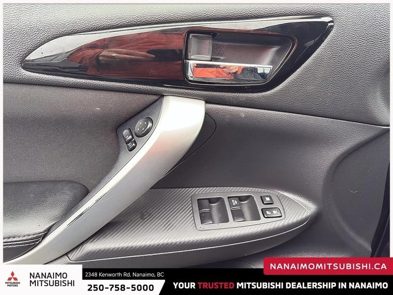 2018 Mitsubishi Eclipse Cross - Image 10 of 15