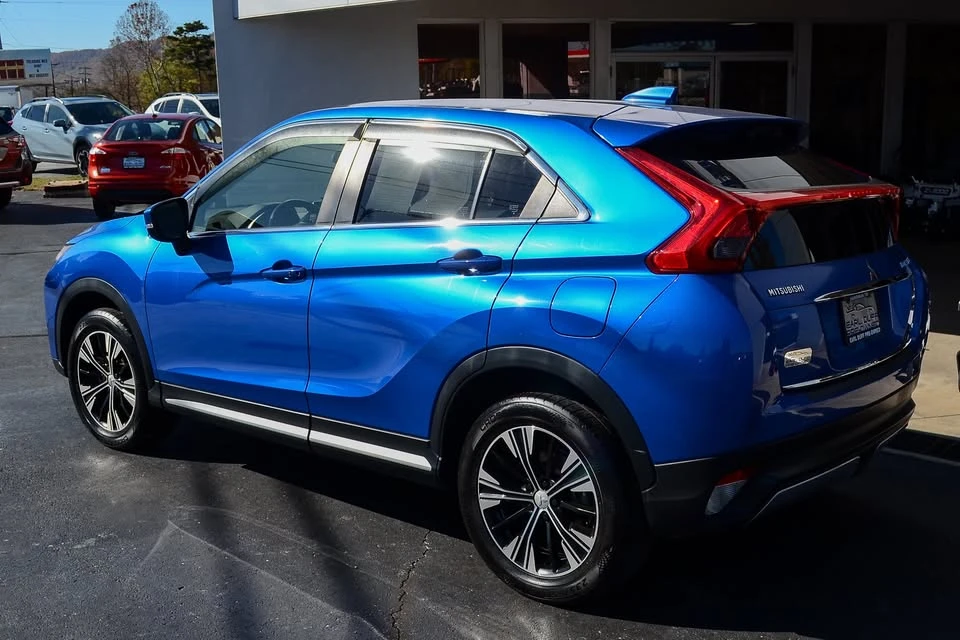2018 Mitsubishi Eclipse Cross - Image 5 of 18