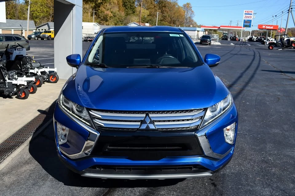 2018 Mitsubishi Eclipse Cross - Image 2 of 18