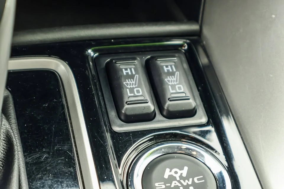 2018 Mitsubishi Eclipse Cross - Image 7 of 20