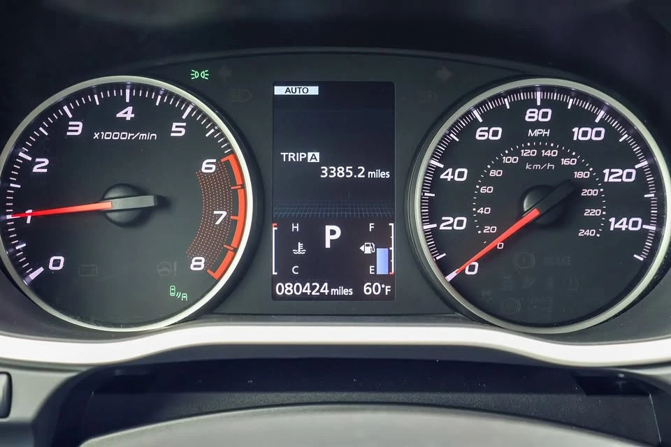 2018 Mitsubishi Eclipse Cross - Image 13 of 20